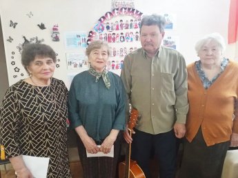 Встреча клуба "Рифма" в Доме ветеранов и инвалидов