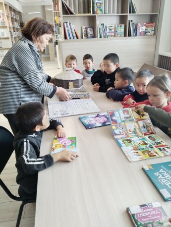 Экскурсия в Шибертуйскую модельную библиотеку